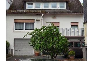 Doppelhaushälfte kaufen in 35713 Eschenburg, Eschenburg - Gepfl. EFH inkl. sep. DHH mit Scheune, Garage und Garten