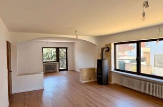 Wohnung kaufen in Hauptstraße 32, 64859 Eppertshausen, Frisch renovierte 4-Zimmer Wohnung mit schönem Garten und Balkon