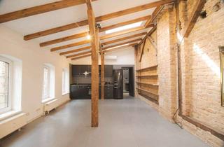 Wohnung kaufen in Grimmstraße 23, 10967 Kreuzberg, Charmantes Atelier-Apartment mit besonderem Flair und Klimaanlage im Gräfekiez