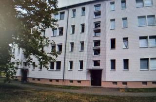 Wohnung kaufen in Straße Der Genossenschaft 5a, 04575 Deutzen, Lebendiges Wohnen: 3-Zimmer-Wohnung in Neukieritzsch