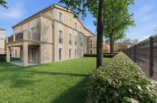 Wohnung kaufen in 14471 Potsdam West, Ein Zuhause für höchste Ansprüche – Dachgeschossjuwel in Bestlage am Schlosspark Sanssouci