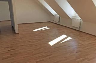 Wohnung mieten in 01917 Kamenz, Helle 4-Zimmer-Dachgeschosswohnung mit überdachtem Stellplatz zu vermieten
