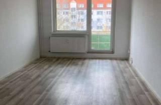 Wohnung mieten in Krummacherring, 06406 Bernburg, 2 Zimmer mit Dusche und Balkon!