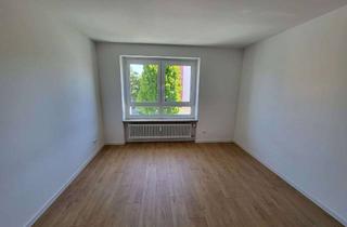 Wohnung mieten in Eschenhofstraße 47, 86154 Oberhausen, Schöne 4-Zimmer-Wohnung mit Balkon in Oberhausen zu vermieten