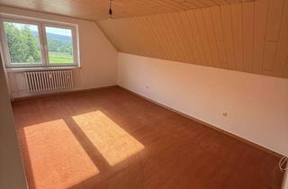 Wohnung mieten in Alte Kasseler Str. 18, 31737 Rinteln, Teilsanierte Wohnung in Rinteln-Friedrichshöhe, 106 qm, 4 Zimmer