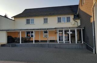 Wohnung mieten in 55471 Wüschheim, Lichtdurchflutete 4,5-Zimmer-Whg mit großer Terrasse, Garage , EBK, Ofen & Weitblick