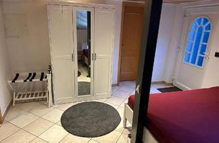 Wohnung mieten in Delitzscher Str. 117, 06116 Büschdorf, 1-Zimmer Wohnung mit separater Küche u. Flurbereich