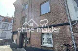 WG-Zimmer mieten in Kyffhäuser Sr. 17, 41061 Mönchengladbach, 1- Zimmer in Mädchen WG - In zentraler sanierter Wohnung mit zwei Bädern