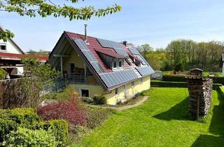 Haus kaufen in 96253 Untersiemau, Energetisch modernisiertes Ein- bzw. Zweifamilienhaus mit Doppelgarage und Garten!