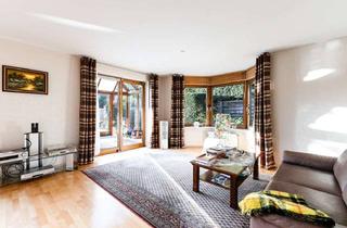 Haus kaufen in 25474 Bönningstedt, Familientraum in Bönningstedt: Solides EFH mit Wintergarten & Doppelgarage