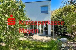 Haus kaufen in 56743 Mendig, Großzügiges Familienhaus mit Garten und modernem Wohnkonzept