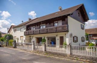 Haus kaufen in 94522 Wallersdorf, Viel Platzangebot - Wohnen mit mehreren Generationen möglich!