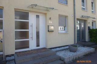 Haus kaufen in Am Weißkirchener Berg 3a, 60437 Kalbach, Charmantes Reihenmittelhaus in Ffm Kalbach