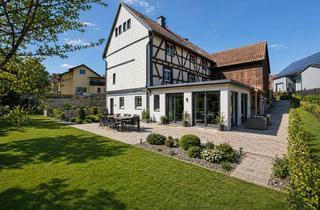 Mehrfamilienhaus kaufen in 63633 Birstein, Mehrfamilienhaus mit großem Grundstück, Garten & Ausbaupotenzial in Birstein