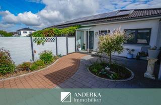 Haus kaufen in 89428 Syrgenstein, Moderne Eleganz trifft Wohnkomfort – hochwertiger Bungalow in Syrgenstein/Staufen zu verkaufen!
