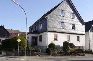 Haus kaufen in Rüthener Str. 34, 59909 Bestwig, Großzügiges Ein- bzw. Zweifamilienhaus in Bestwig- Nuttlar