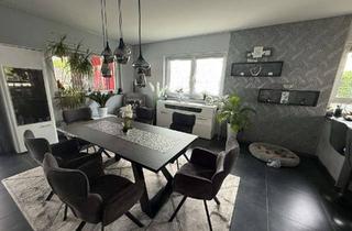Haus kaufen in 67715 Geiselberg, Sonnenverwöhnter und energieneutraler Luxus-Bungalow in ruhiger Waldgemeinde