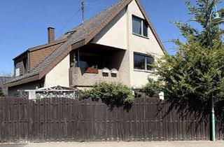 Mehrfamilienhaus kaufen in 71686 Remseck, Solides Mehrfamilienhaus mit ausgebautem DG in gefragter Lage