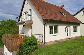 Haus mieten in Sportplatzstraße 18, 63930 Neunkirchen, Alltagstauglich wohnen in diesem geräumigen Einfamilienhaus in Neunkirchen mit Wärmepumpe.