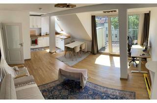 Wohnung mieten in Silbersteinstraße 61, 12051 Neukölln, Vollmöblierte 2-Zimmer-DG-Wohnung, Terrasse, EBK, Befristet
