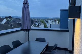Wohnung mieten in 52066 Aachen, Wohnen mit Charakter: Großzügige Vier-Zimmer-Wohnung in Aachen