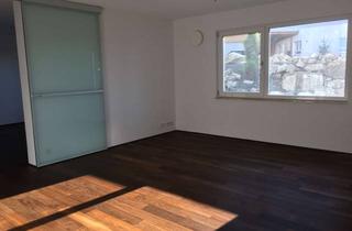 Wohnung mieten in Anna-Essinger-Straße 19, 89134 Blaustein, Exklusives 2‑Zimmer‑Apartment mit Echtholzparkett, großen Fenstern & Einbauküche