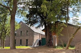 Wohnung mieten in Erkelenzer Straße 127, 50181 Bedburg, Einzigartige 3-Zimmer-Wohnung mit Einbauküche und Terrasse im sanierten Gutshof und 2 Stellplätzen
