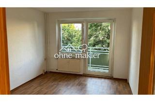 Wohnung kaufen in 18435 Stralsund, Tolle 3 Zimmer Wohnung mit Balkon, RENOVIERT !, leer, gute Energieklasse, Kapitalanlage/Eigennutzung