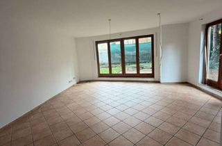 Wohnung mieten in Schaffstallstraße 15, 72762 Reutlingen, Großzügige Hochparterrewohnung mit Rundum-Terrasse
