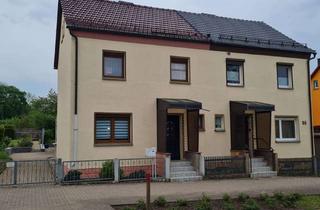 Haus mieten in 99867 Gotha, Teilmöbliertes Einfamilienhaus Gotha mit Garage und Garten zu vermieten