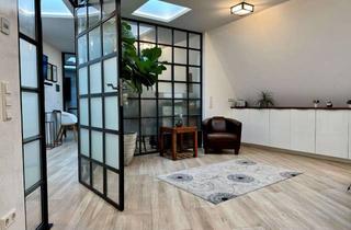 Immobilie mieten in 14482 Babelsberg Süd, Wohnen auf Zeit – Großzügiges WG-Zimmer im Dachgeschoss mit Bürobereich