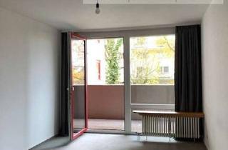 Wohnung kaufen in 97218 Gerbrunn, Modernisierte 2-Zi.-ETW. mit großem Balkon und Pkw-Stellplatz!