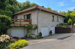 Wohnung kaufen in 31737 Rinteln, Charmante Eigentumswohnung mit Gartenanteil und Ausbaureserve in Rinteln-Todenmann