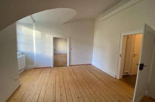Wohnung mieten in 88299 Leutkirch, Sanierte 2-Wohnung in denkmalgeschütztem Gebäude, OT Schloß Zeil