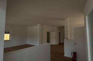 Wohnung mieten in 26180 Rastede, Moderne 3-Zimmer-EG-Wohnung mit 20m² XXL-Terrasse, Fußbodenheizung & Carport / Kernsaniert