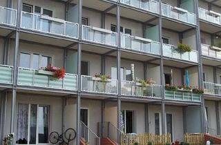 Wohnung mieten in An Der Mole 10, 23966 Friedenshof, Schöne 2 - Raumwohnung am Friedenshof mit Balkon und Badewanne!