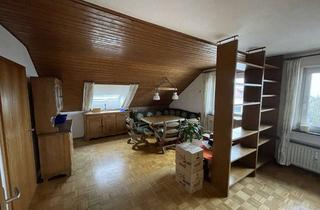 Wohnung mieten in 36100 Petersberg, Helle 3-Zimmer Dachgeschosswohnung mit großem Garten in Petersberg