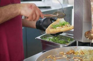 Immobilie mieten in 84030 Industriegebiet, Zentrale Foodtruck-Fläche in Landshut nahe Bahnhof mit Stromanschluss