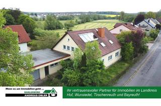 Haus kaufen in 95652 Waldsassen, Großzügiges Wohnhaus in familiärer Nachbarschaft in Waldsassen