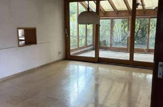 Haus kaufen in 84543 Winhöring, Familienparadies: Geräumiges Haus mit Pool in ruhiger, gefragter Lage – Ihr Traum wartet!