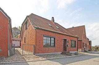 Einfamilienhaus kaufen in 23795 Bad Segeberg, Charmantes Einfamilienhaus mit Blick zum Kalkberg