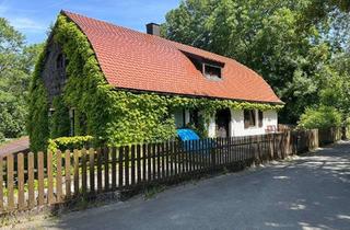 Haus mieten in Schwarzwaldstraße 32, 95448 Aichig, Schnuckeliges Wohnhaus am Weiher in verkehrsberuhigter Lage