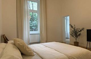 Wohnung kaufen in 10829 Schöneberg, Kleine sanierte Wohnung in Schöneberg (bezugsfrei, ohne Provision)