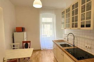 Wohnung kaufen in Bänschstraße 25, 10247 Friedrichshain, Wohnen im Samariterkiez: Charmante Altbauwohnung in ruhiger Hoflage