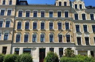 Wohnung kaufen in 09113 Schloßchemnitz, Geräumige 2-Zimmer-Dachgeschosswohnung am Schlossteich