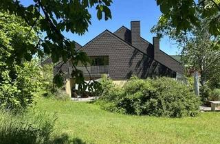 Villa kaufen in 96126 Maroldsweisach, Maroldsweisach - Zweigenerationen Arztvilla + 3 x Einliegerwohnungen - zwei Garagen - Traum-Garten