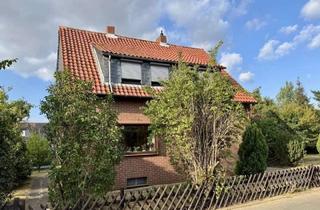 Einfamilienhaus kaufen in 38640 Goslar, Goslar - Einfamilienhaus mit großem Grundstück und zwei Garagen in Vienenburg - Wiedelah