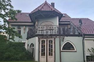Villa kaufen in 73434 Aalen, FÜR INVESTOREN: ANWESEN MIT VIEL PLATZ