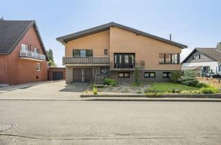Einfamilienhaus kaufen in 52525 Heinsberg, Zweifamilienhaus mit Garten, Terrasse & Einliegerwohnung in ruhiger Lage von Obspringen!