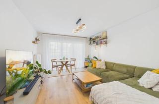 Wohnung kaufen in 70195 Stuttgart, Saniertes Wohnjuwel 3 Zi. in Botnang: Kapitalanlage mit hoher Rendite!
